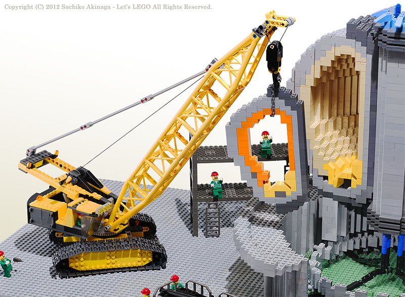 LEGO Model, ITER Tokamak - Fusion's Missing Pieces